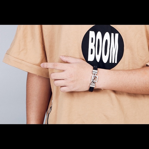 Men Cowhide Warp Bangle Cuff Bracelet - Picture 4 of 6